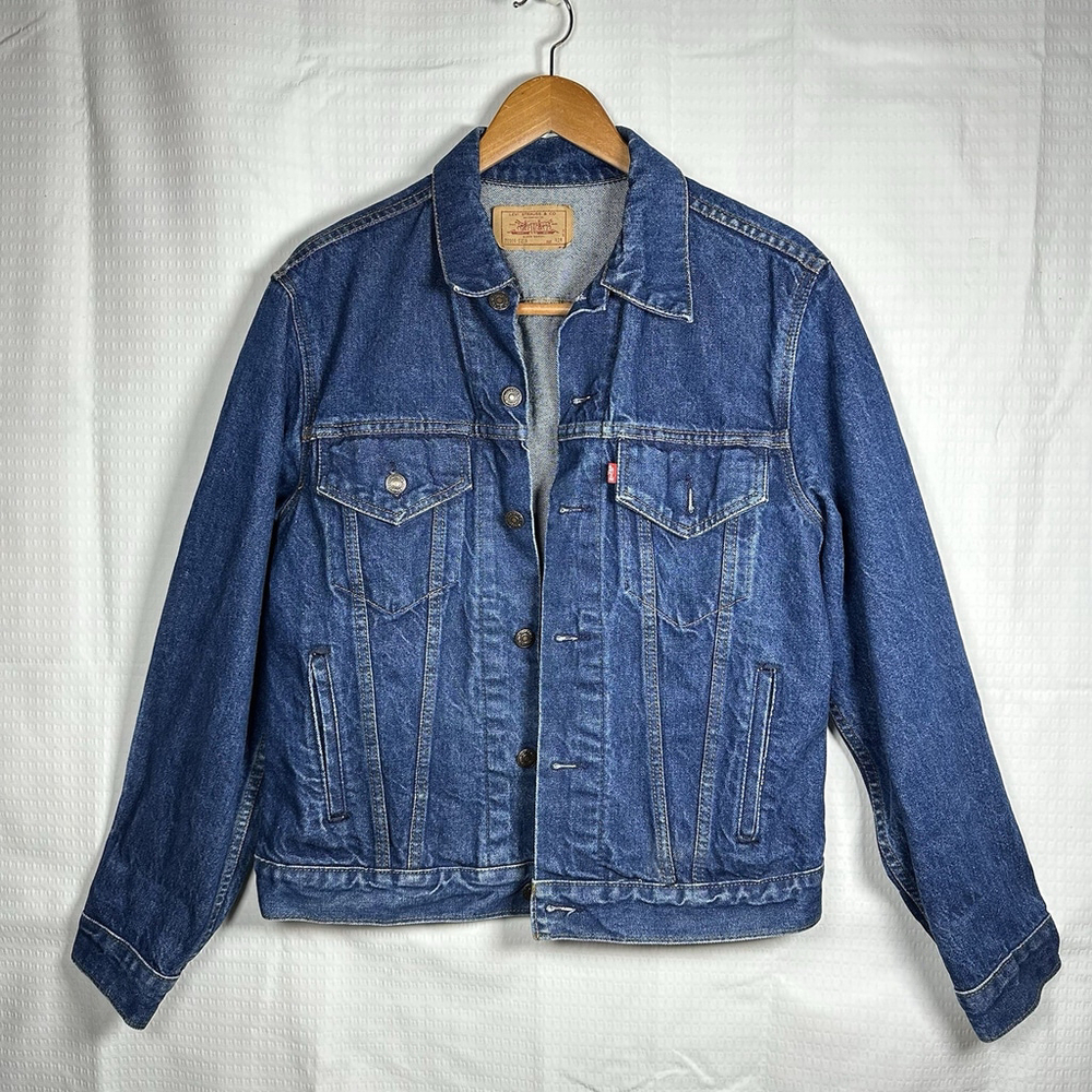 Levi's 70506-0216 Trucker Jacket Sz 42 USA Made Vintage Distressed Hole Flaw
